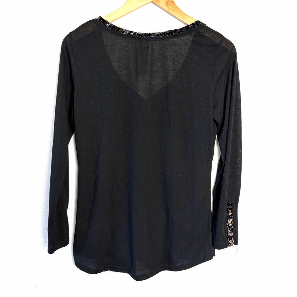 Anthropologie Black Long Sleeve Top with Floral heavy Embroidery vneck sz S - Picture 7 of 9